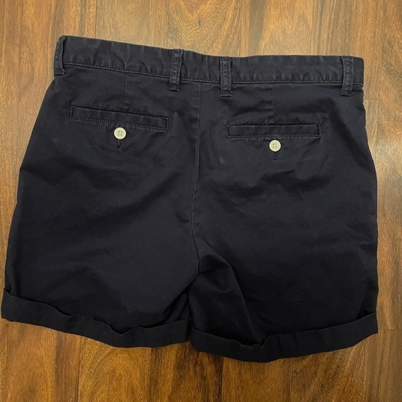 𝅺KHAKIS by Gap - girlfriend 6 inch short in black size 4 - Picture 7 of 9